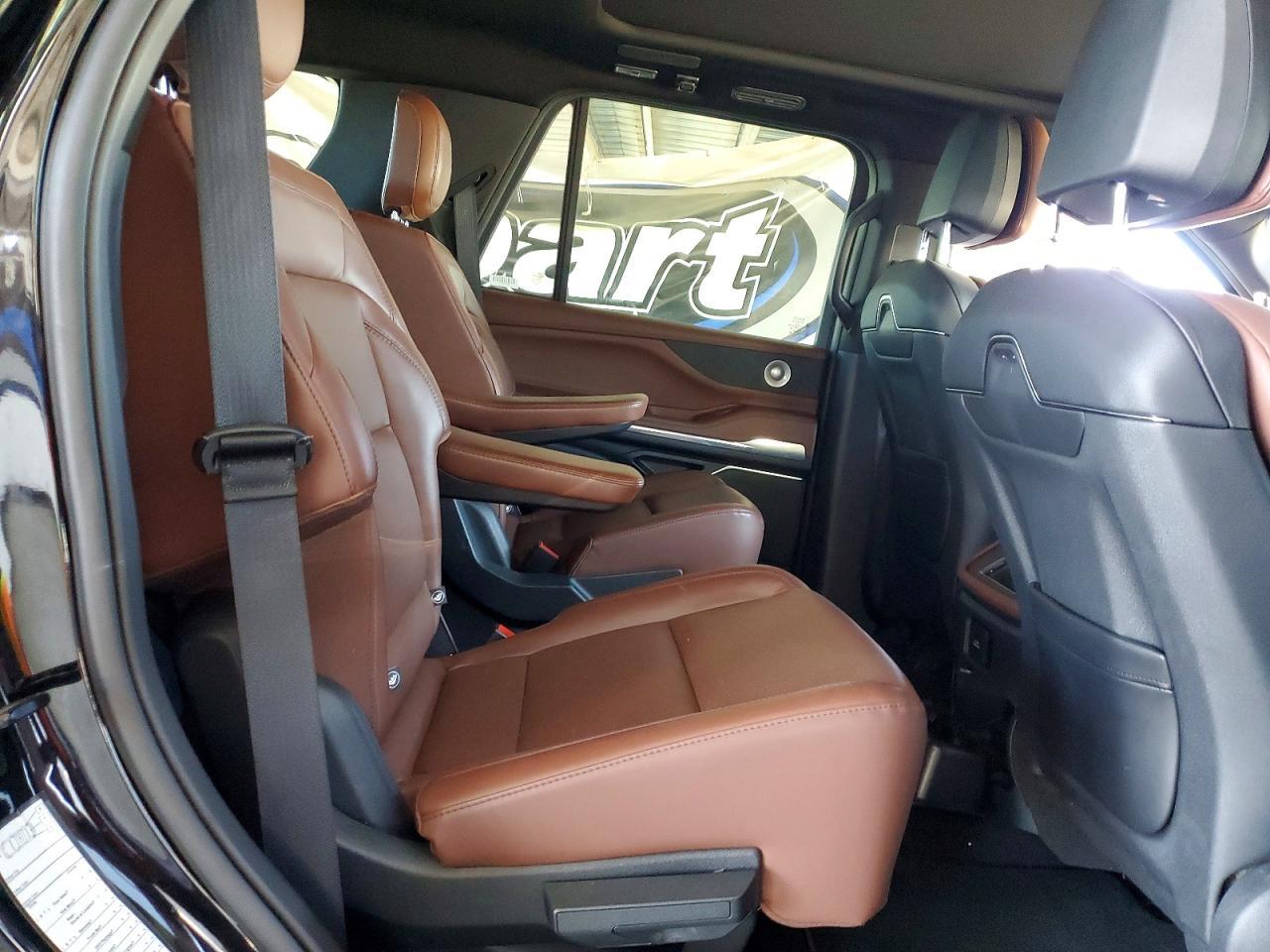 2025 LINCOLN Navigator