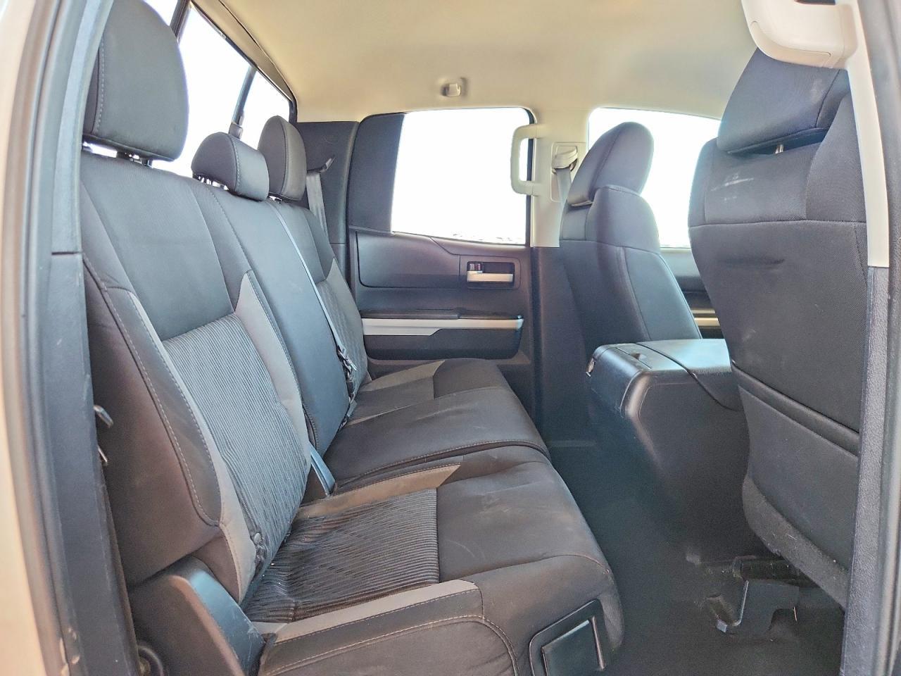 2014 TOYOTA TUNDRA