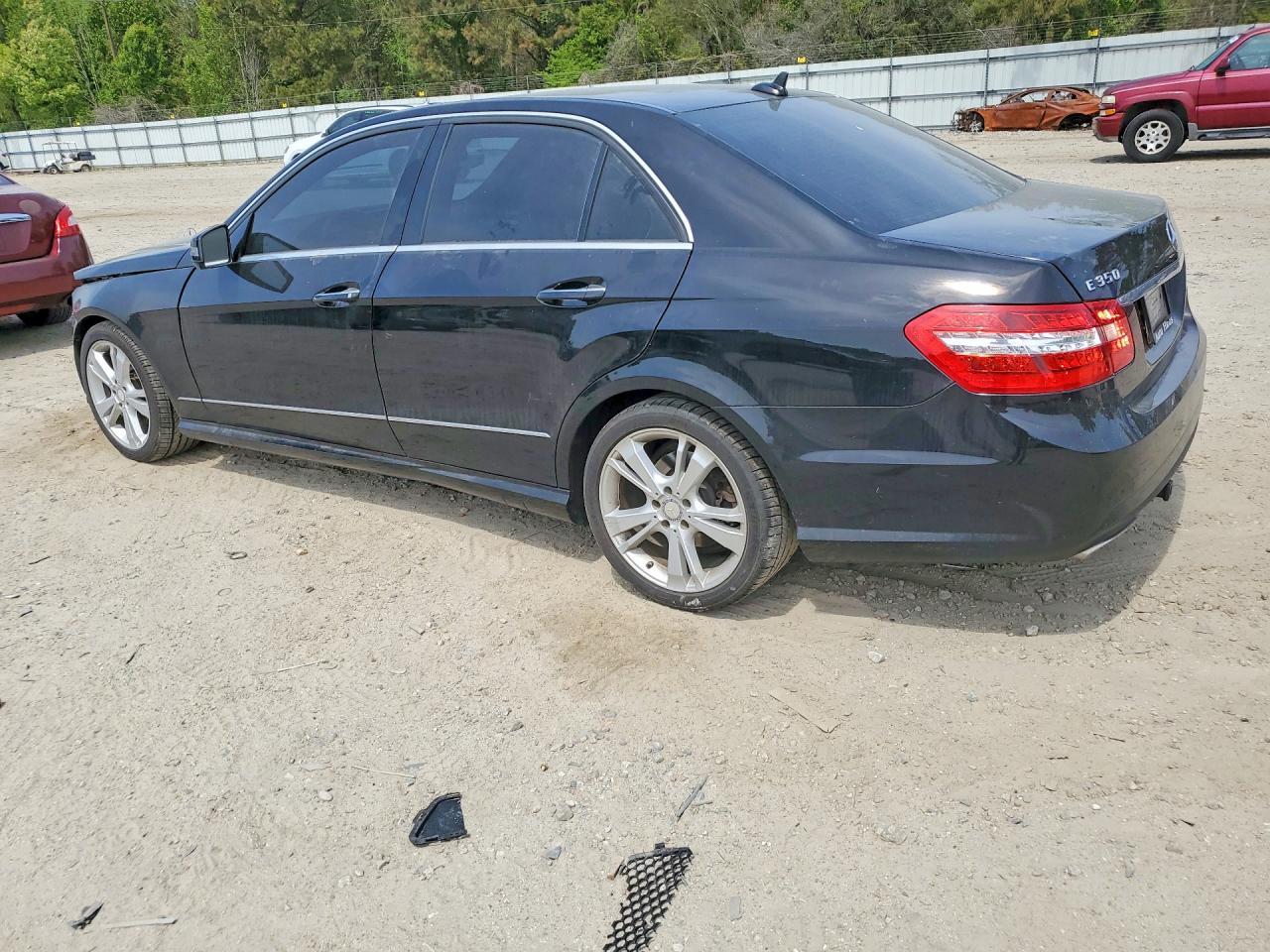 2013 MERCEDES-BENZ E-Class