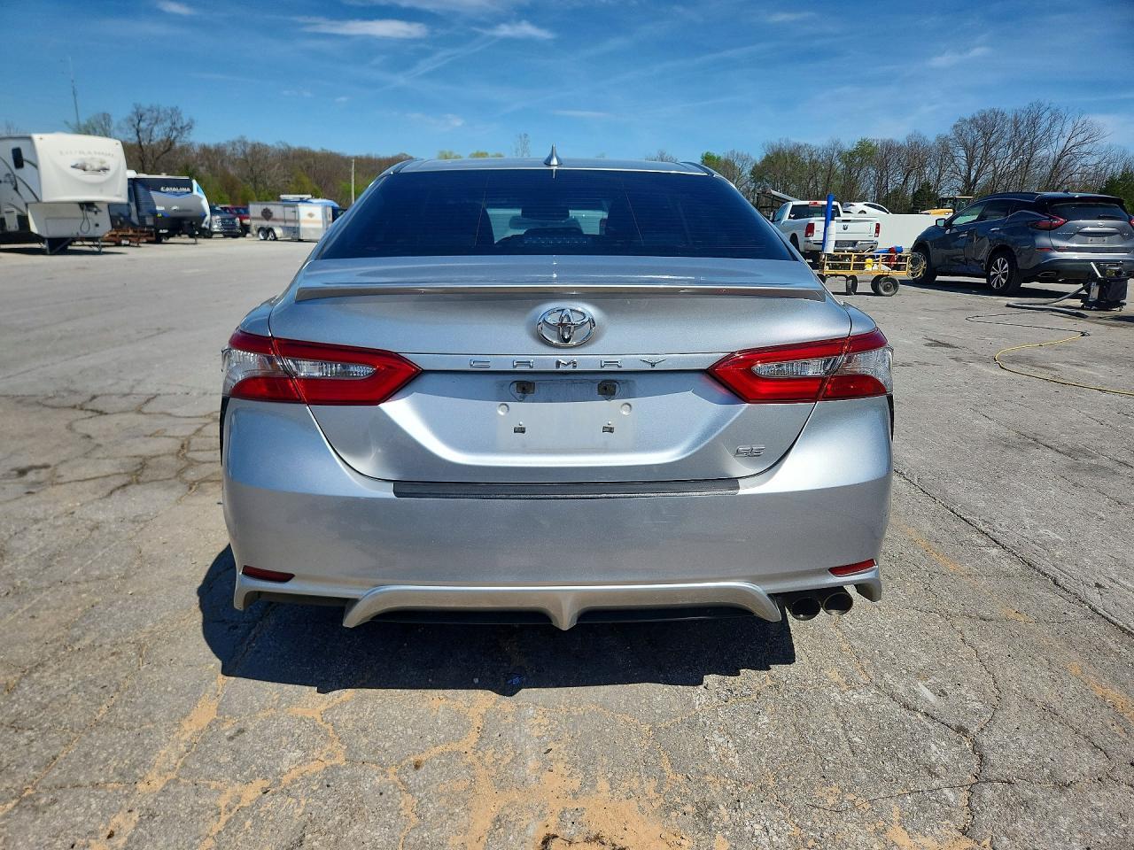 2018 TOYOTA CAMRY