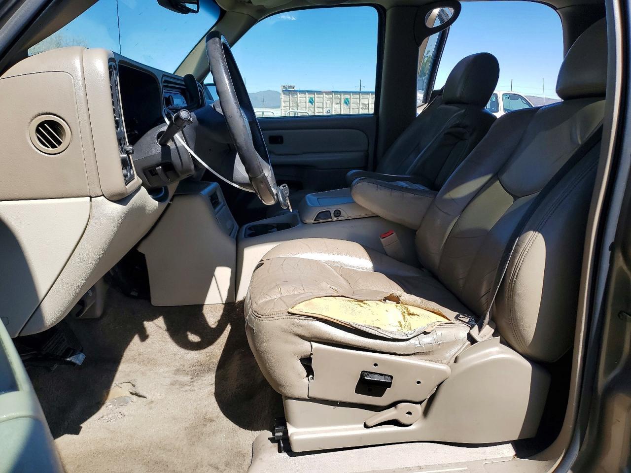 2003 CHEVROLET Tahoe