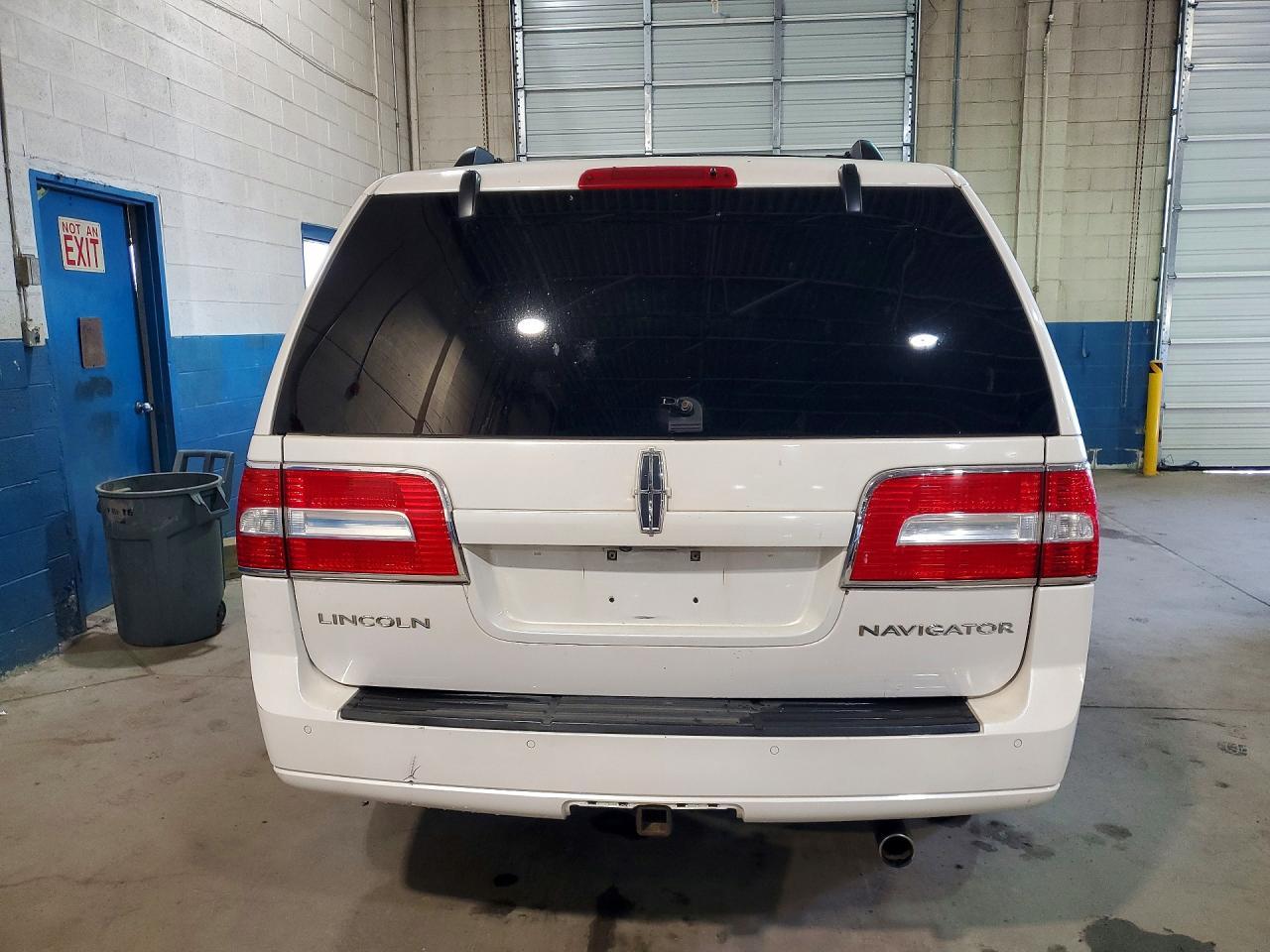 2012 LINCOLN Navigator