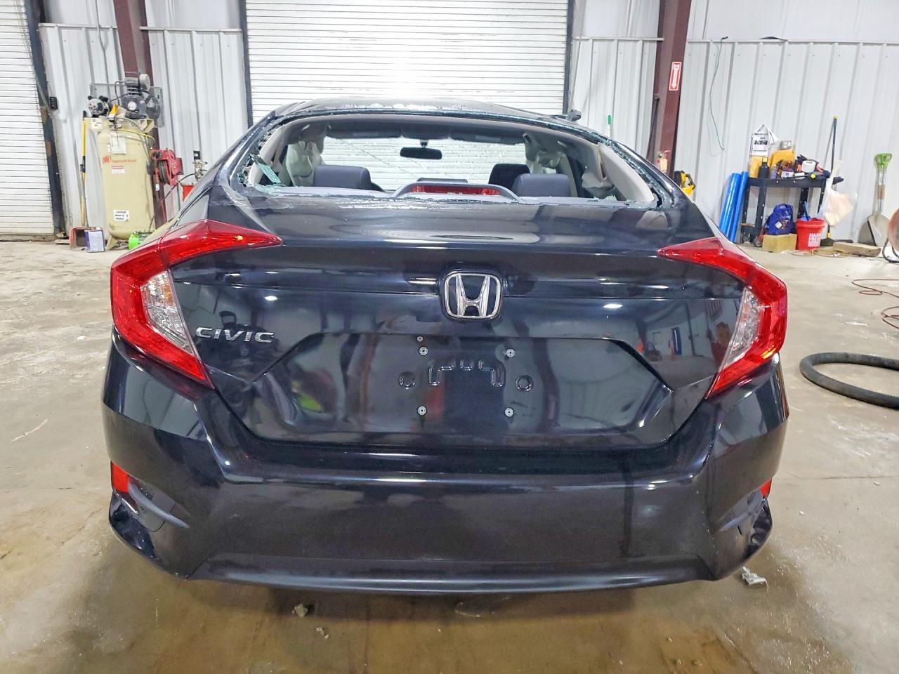 2018 HONDA CIVIC