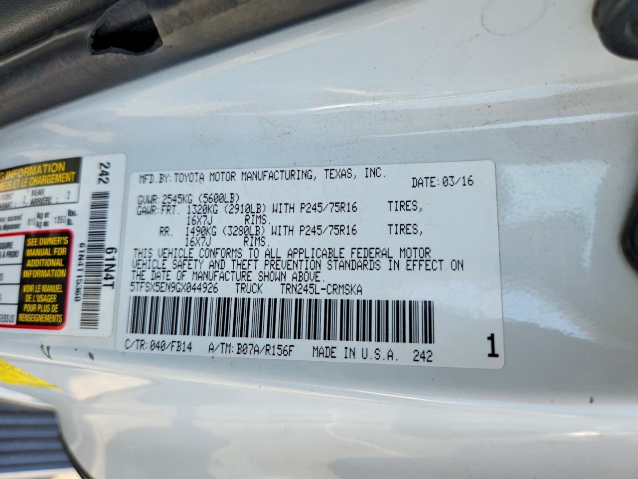 2016 TOYOTA TACOMA