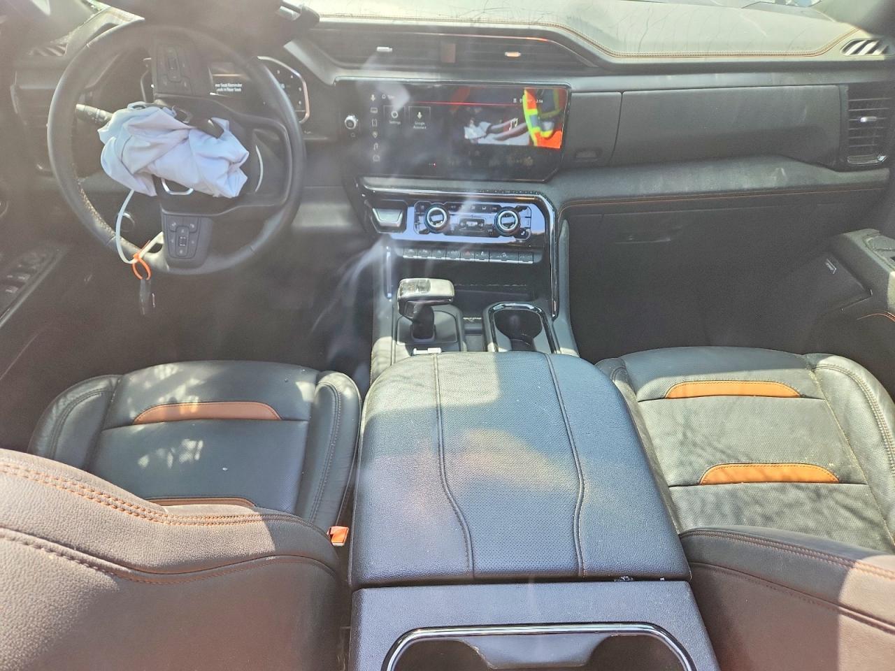 2024 GMC Sierra