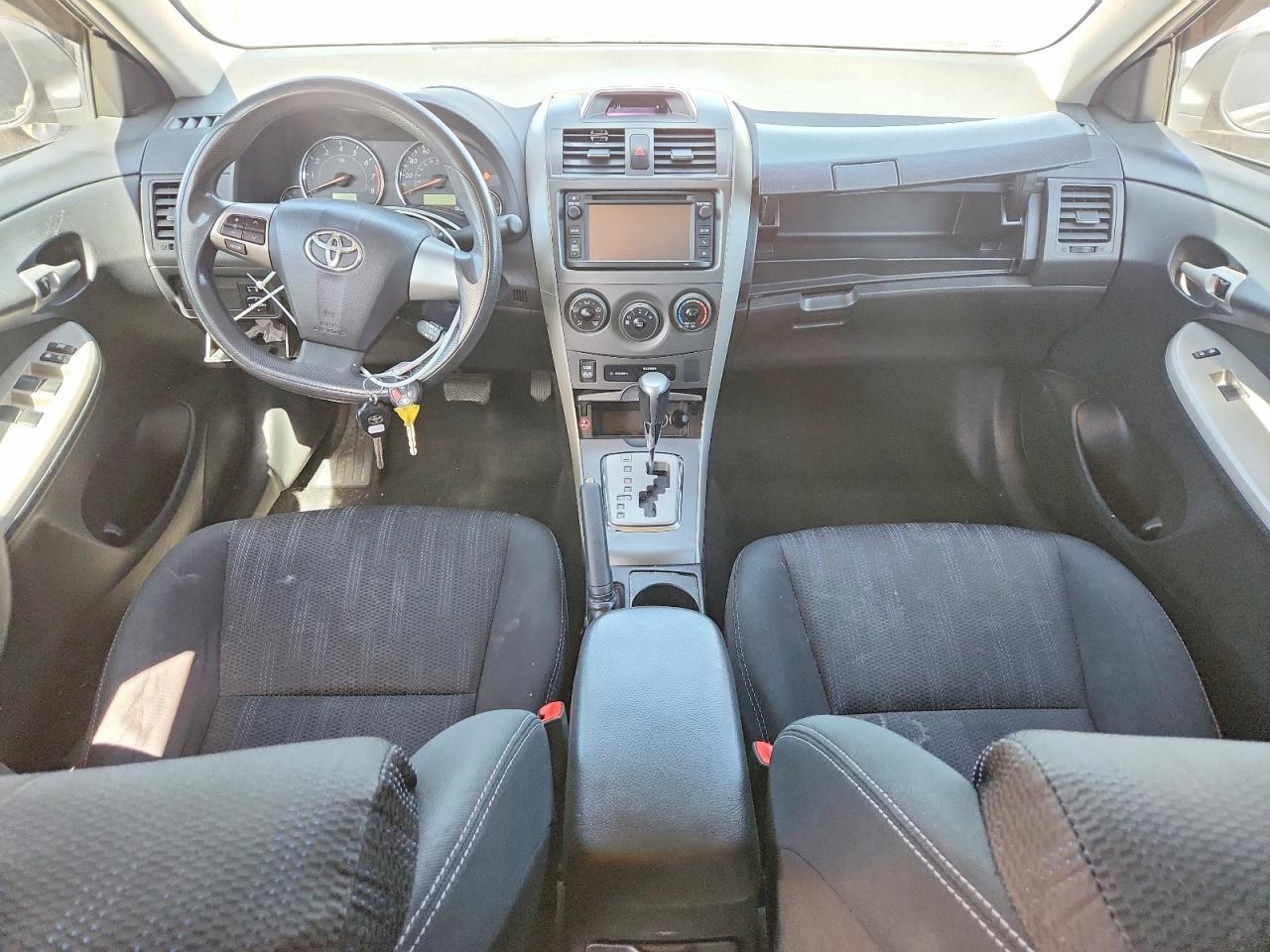 2013 TOYOTA COROLLA