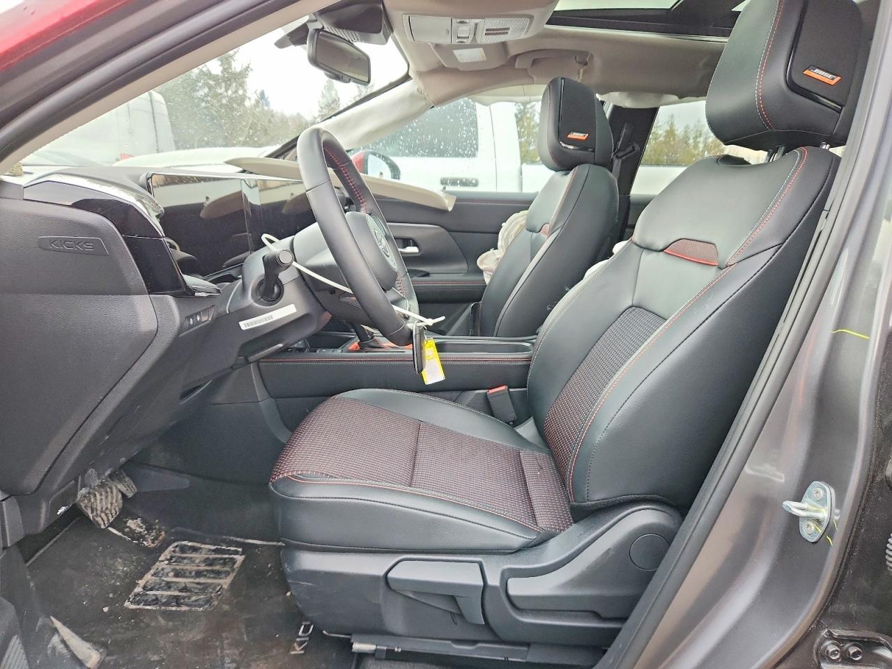 2025 NISSAN KICKS