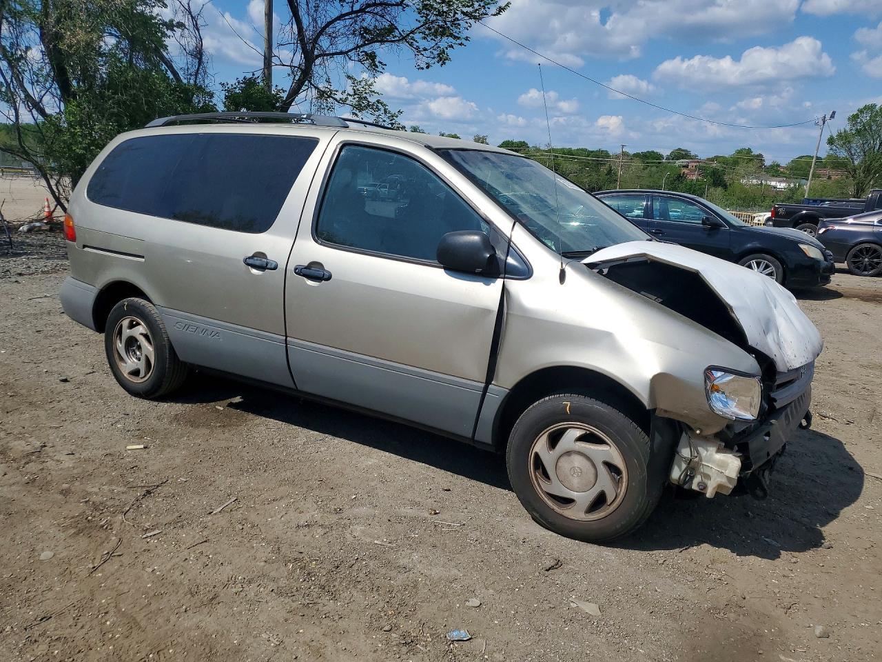2000 TOYOTA SIENNA