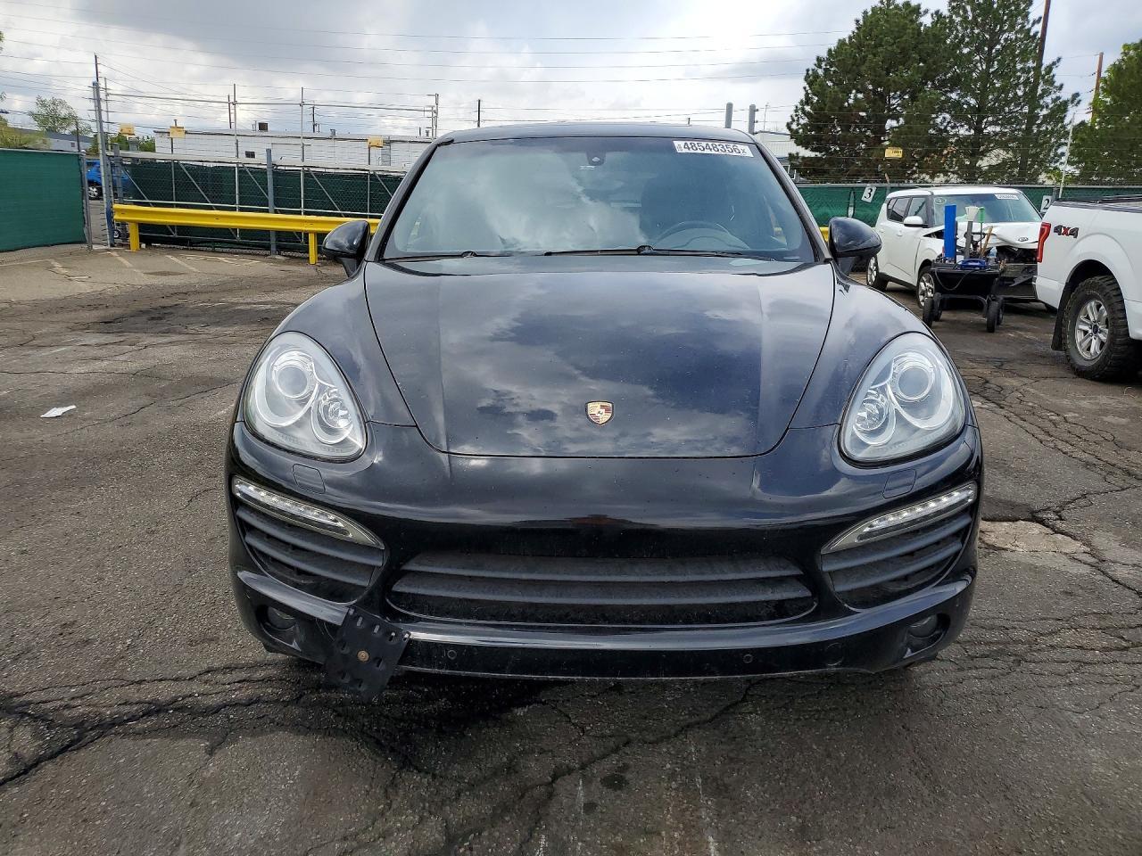 2011 PORSCHE CAYENNE