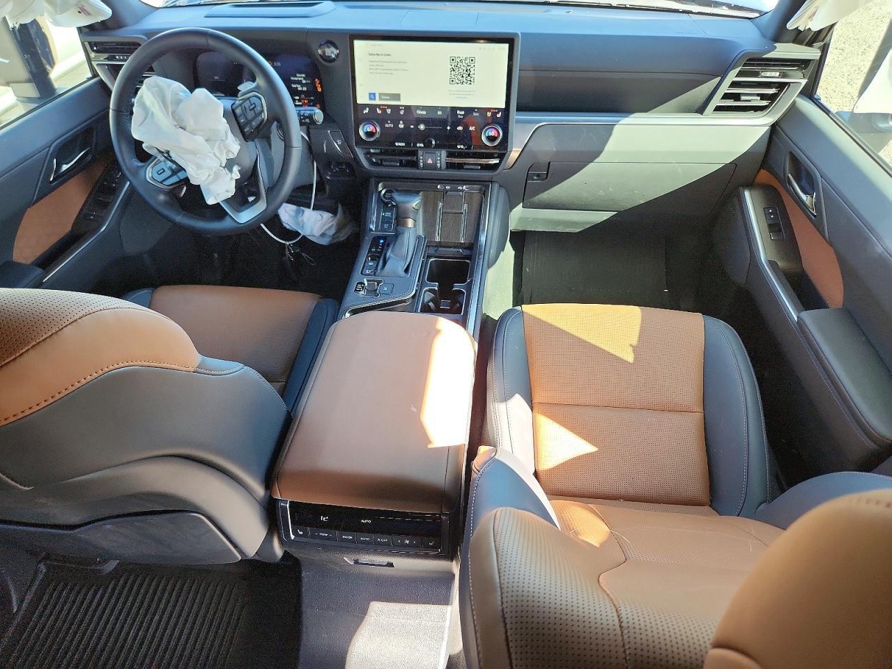 2025 LEXUS GX 550