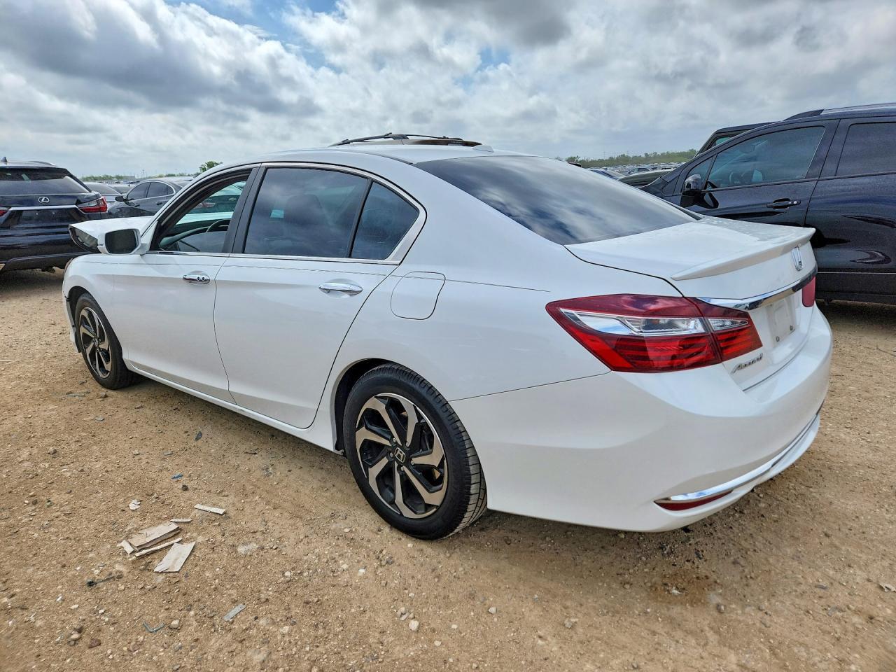 2016 HONDA ACCORD