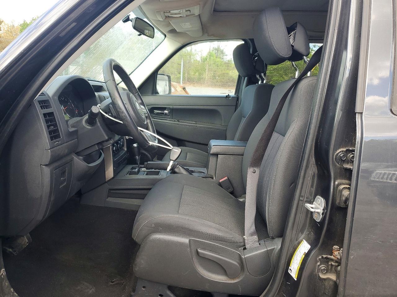 2011 JEEP Liberty