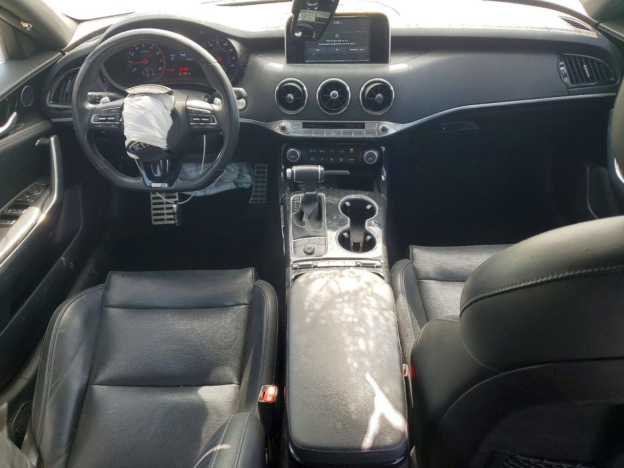 2020 KIA Stinger