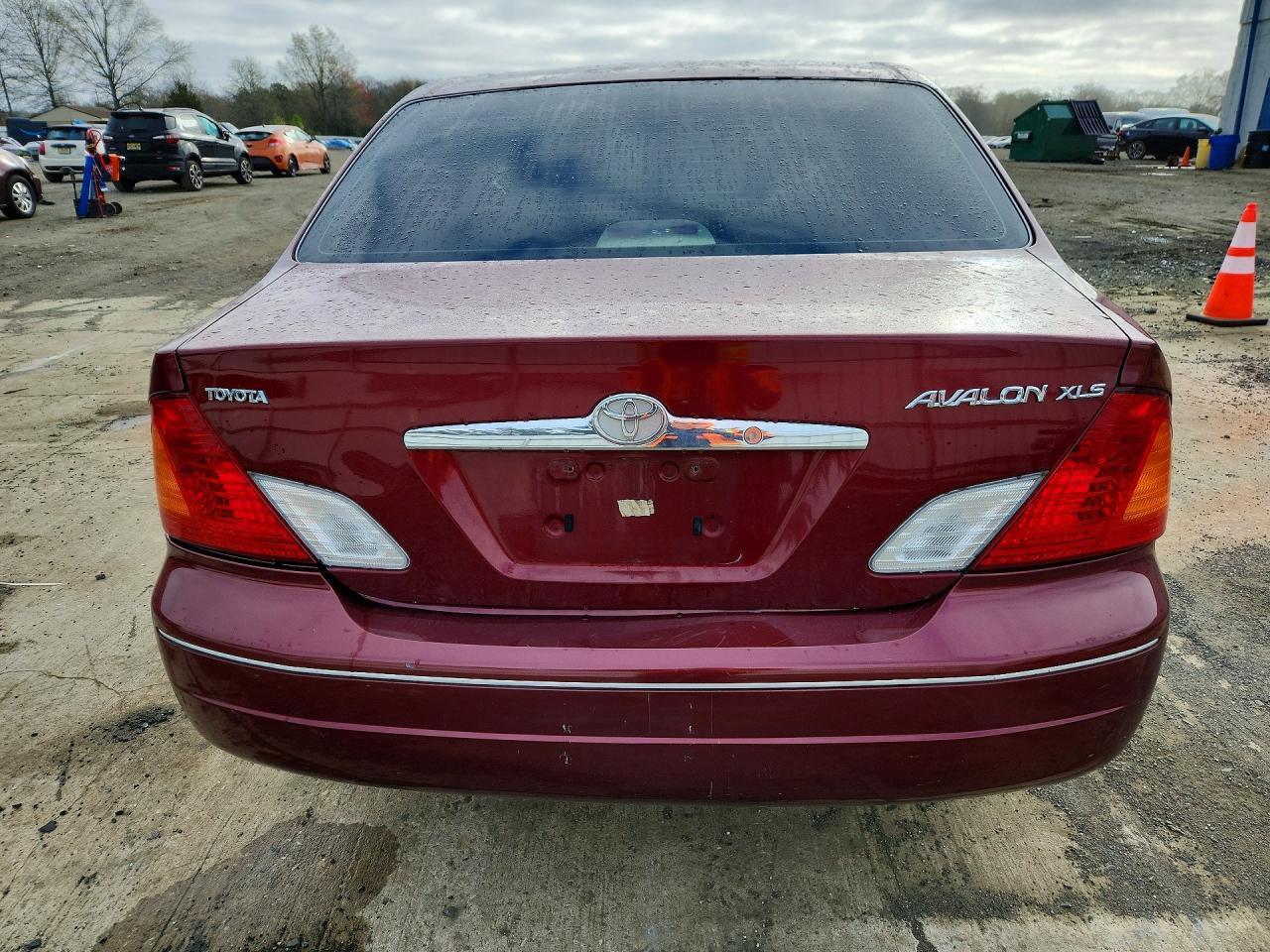 2002 TOYOTA Avalon