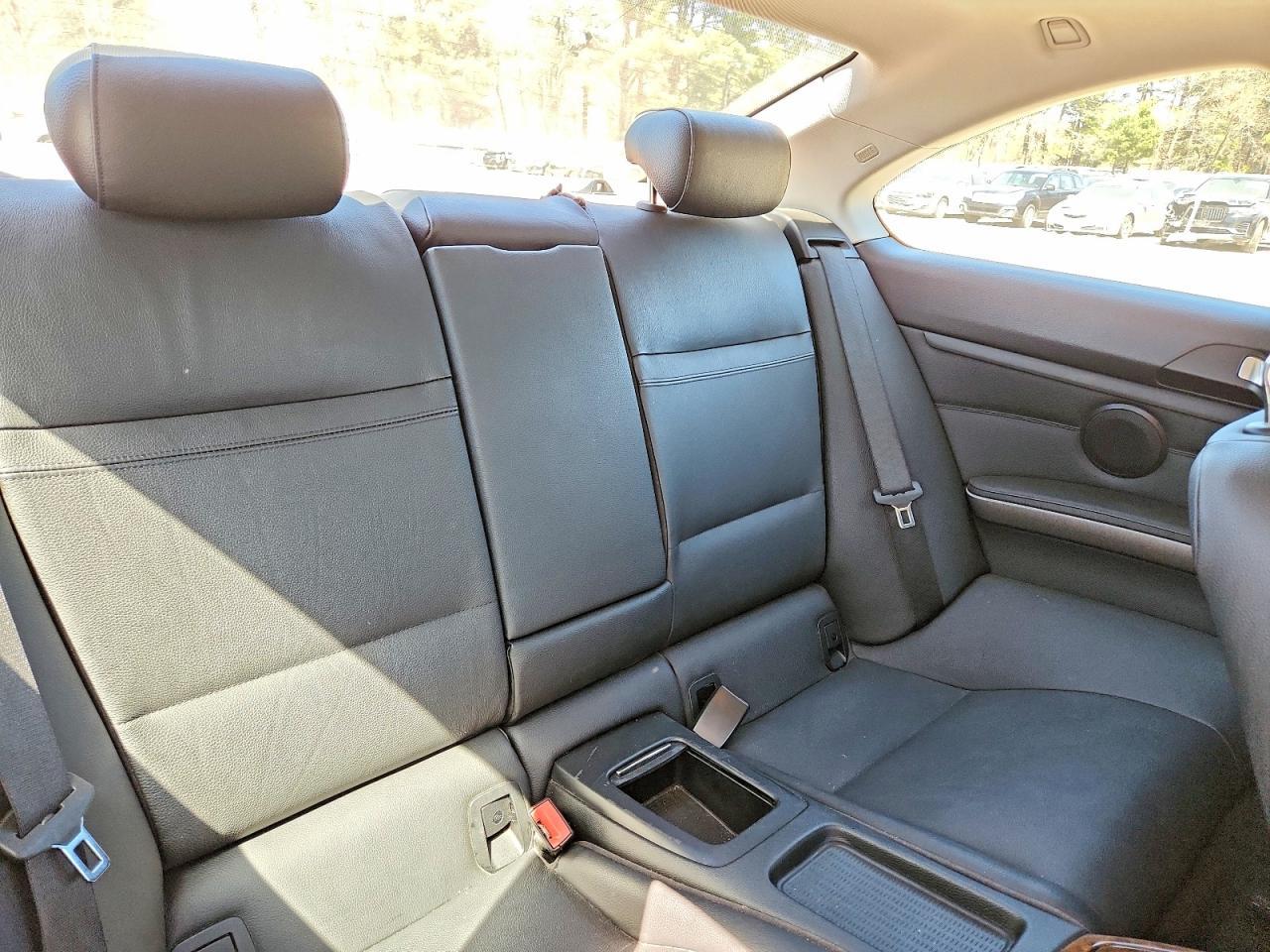 2010 BMW 3 SERIES