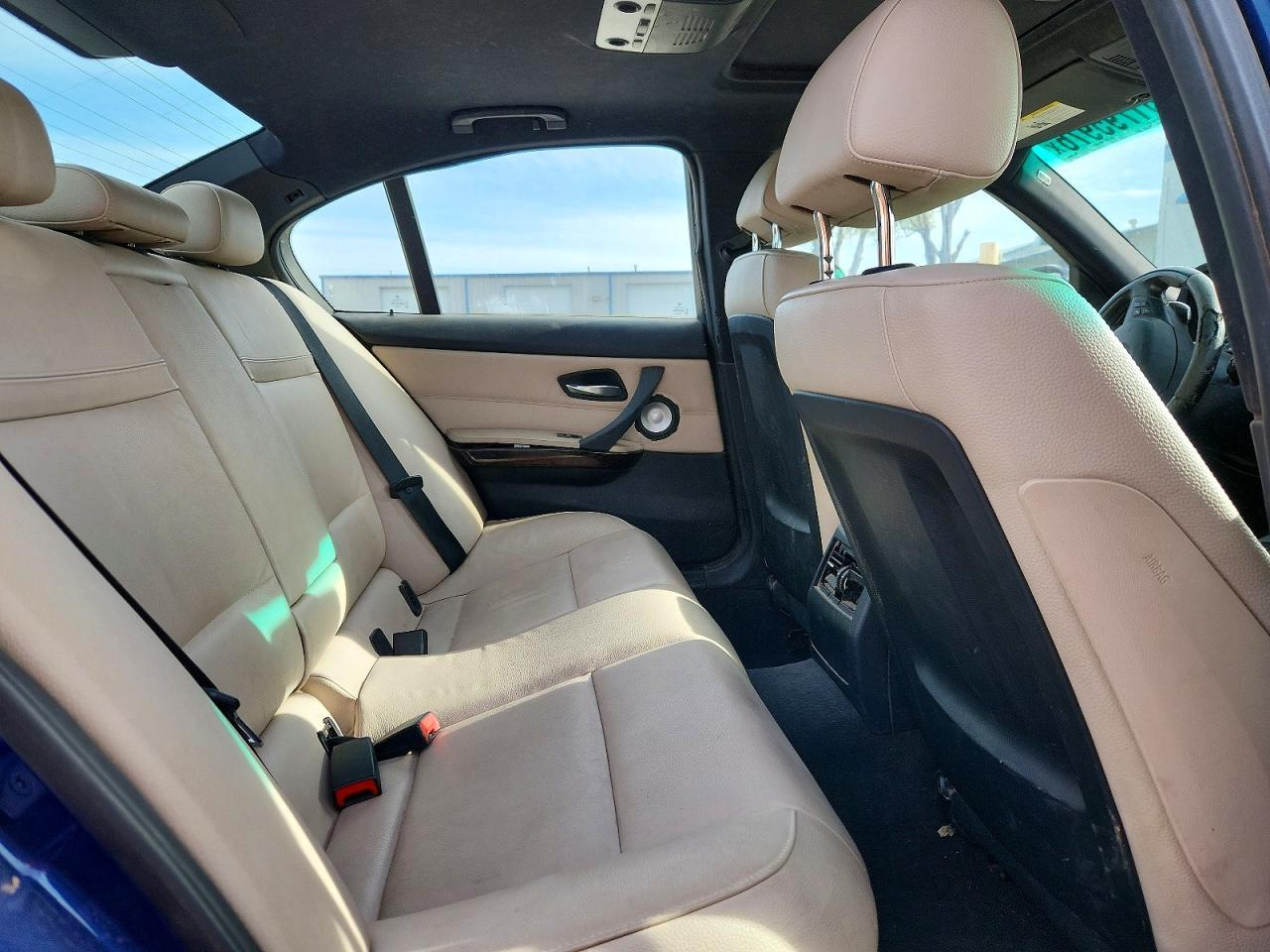 2011 BMW 3 SERIES