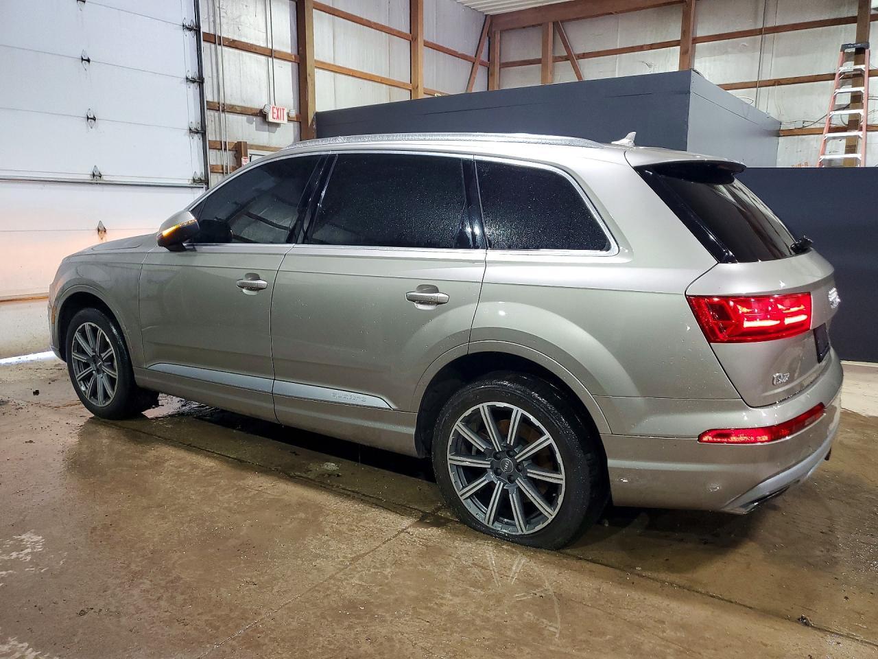 2017 AUDI Q7
