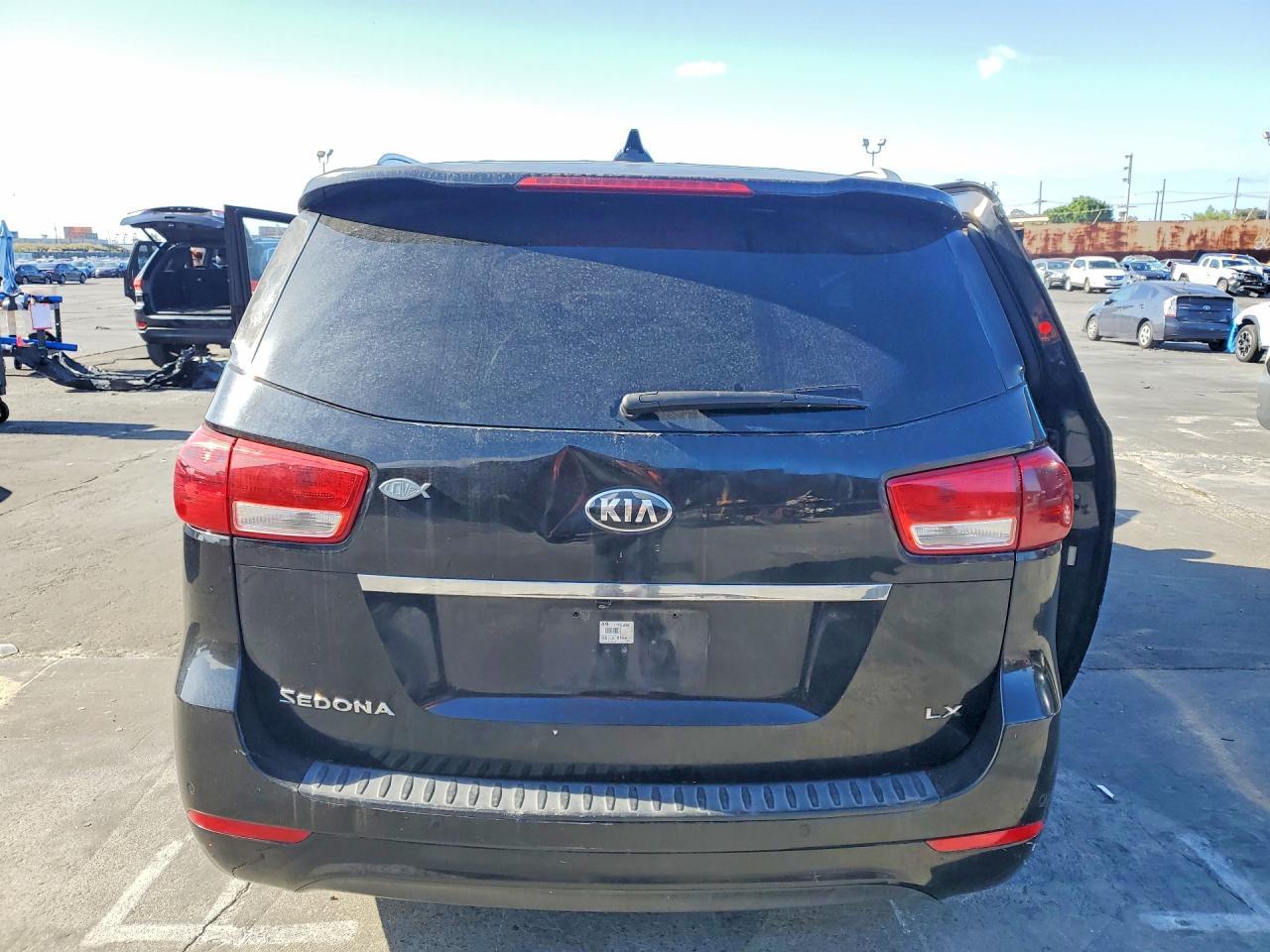 2016 KIA SEDONA
