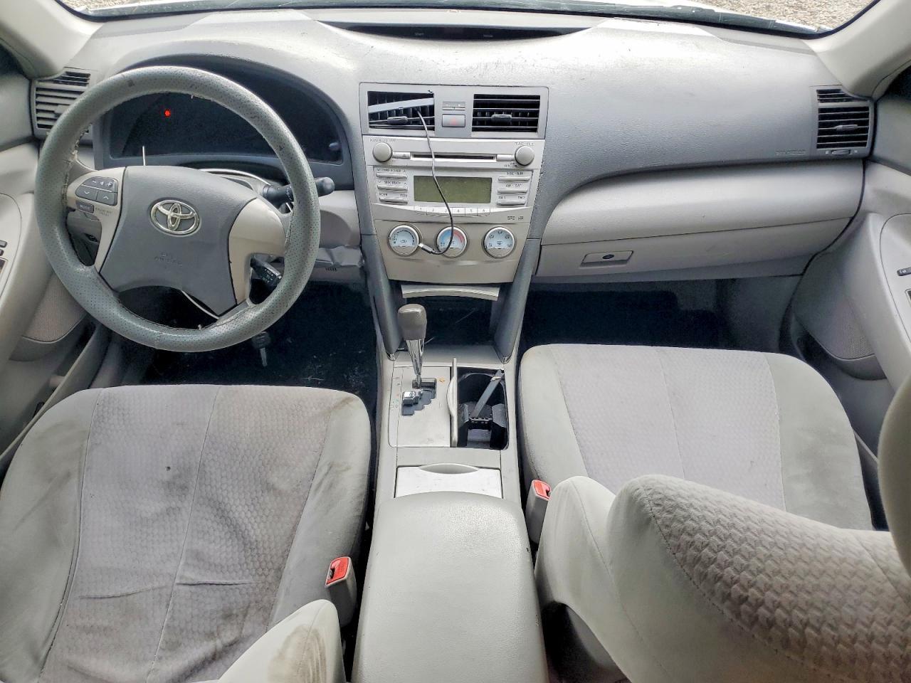 2011 TOYOTA CAMRY