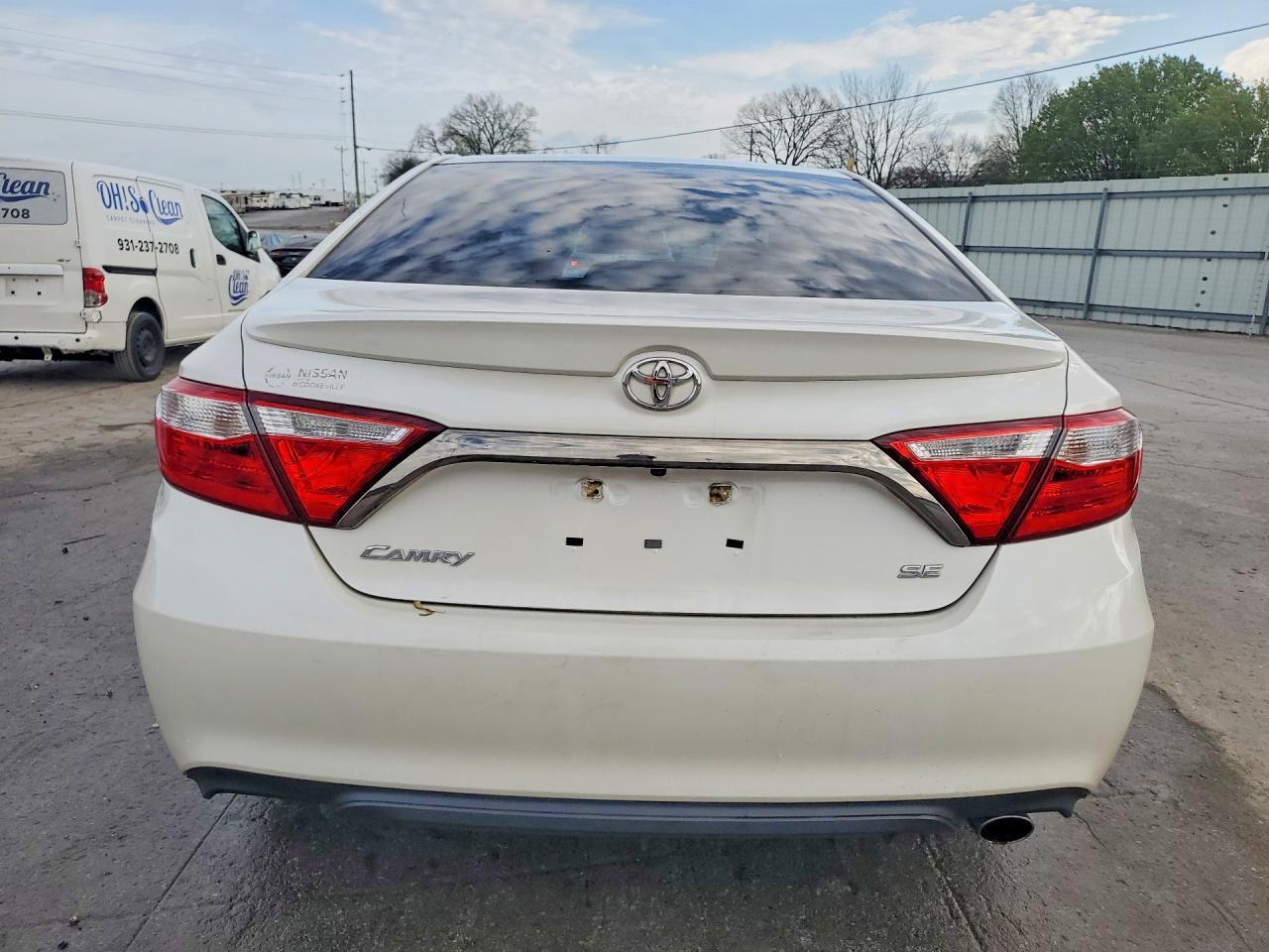 2015 TOYOTA CAMRY