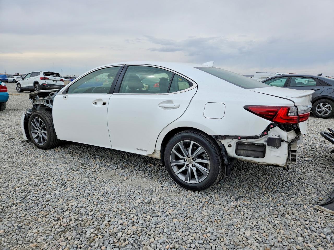 2016 LEXUS ES 300H