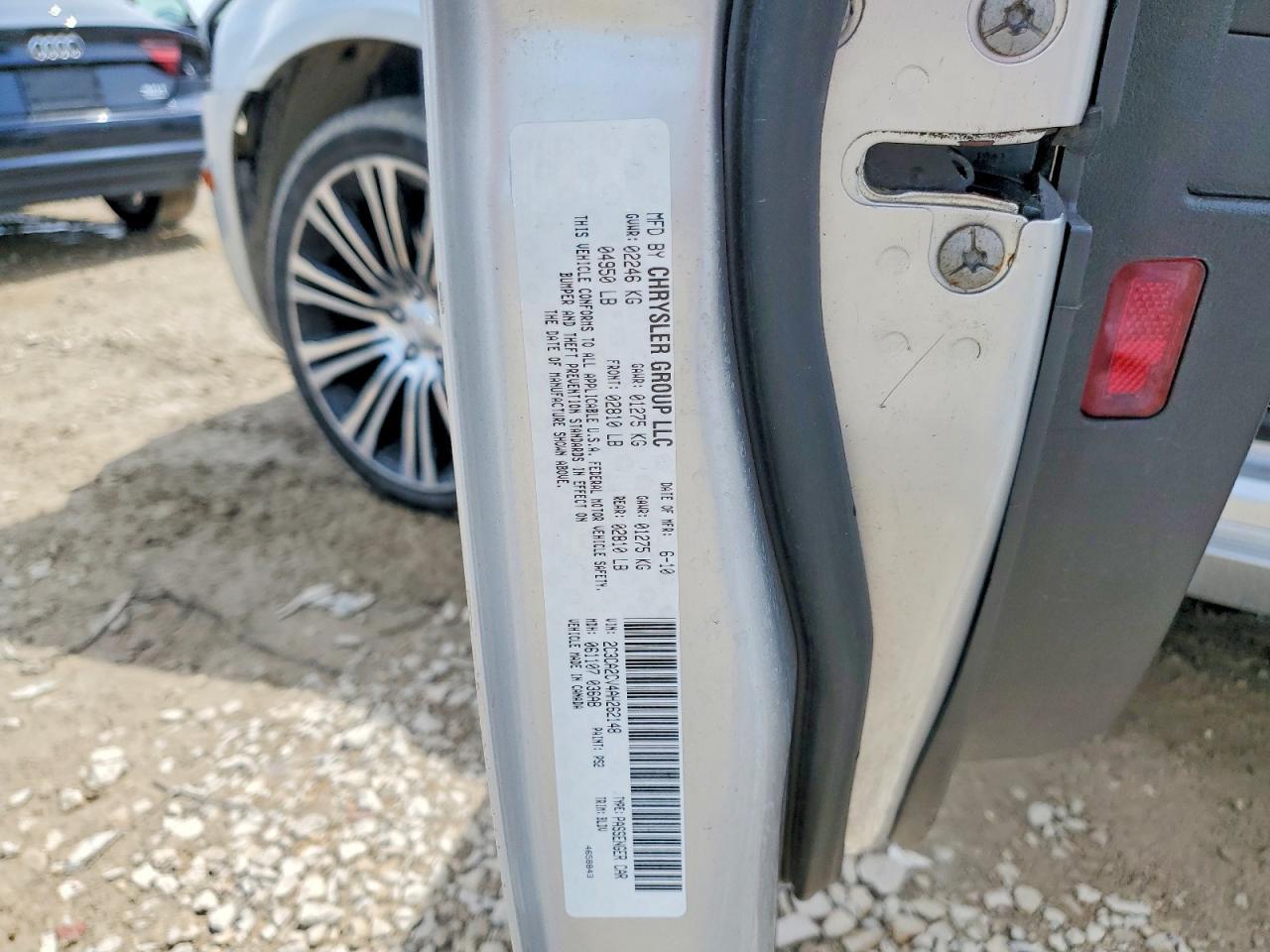 2010 CHRYSLER 300