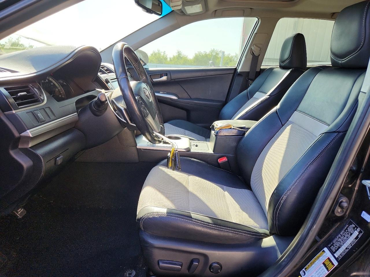 2012 TOYOTA CAMRY