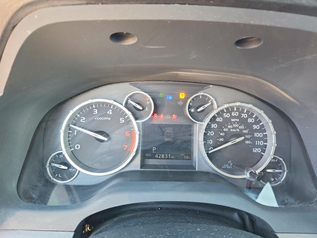 2016 TOYOTA TUNDRA