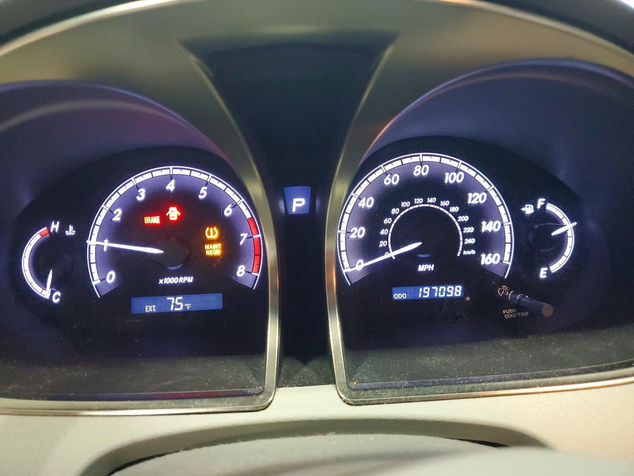2011 TOYOTA Avalon