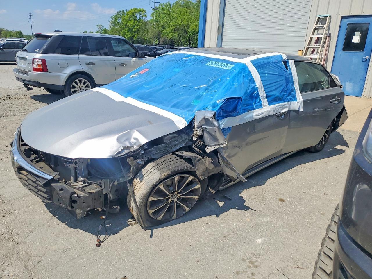 2018 TOYOTA Avalon