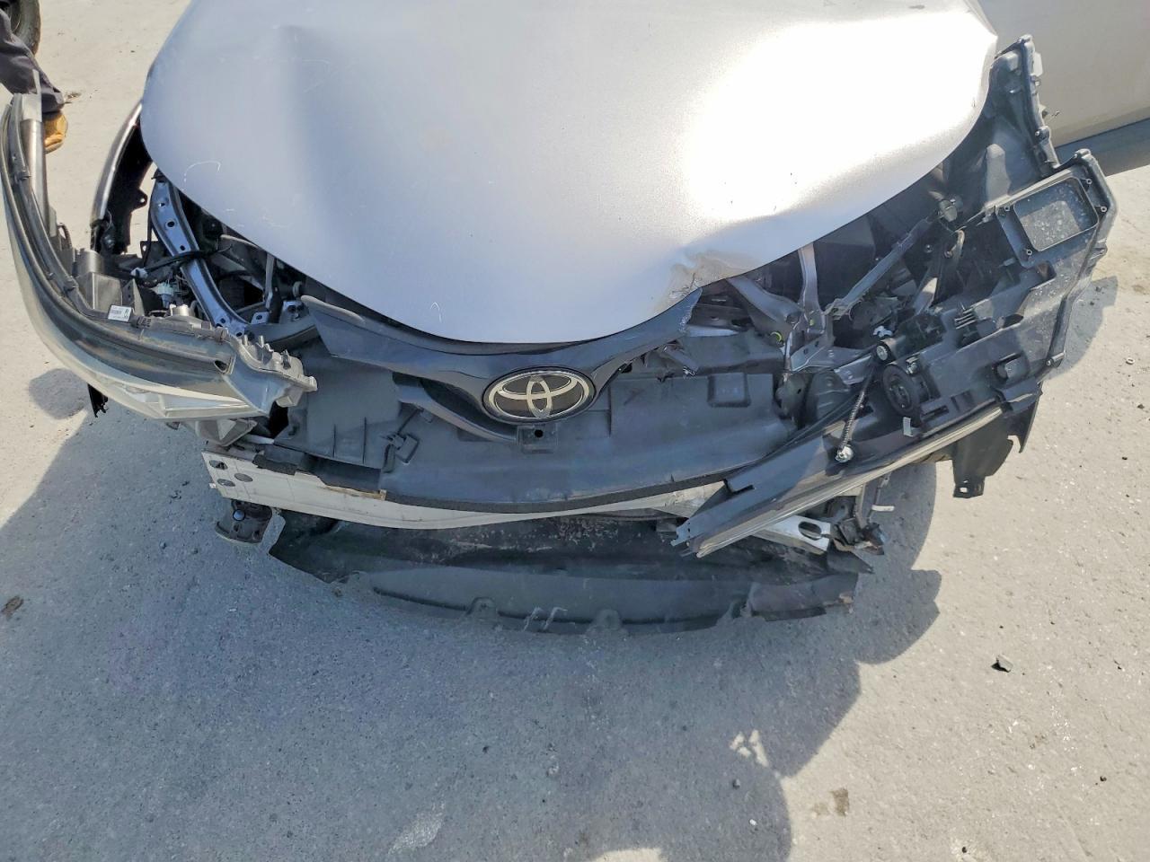 2018 TOYOTA C-HR