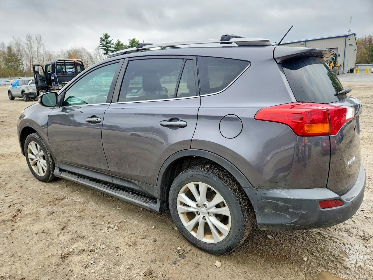 2013 TOYOTA RAV4