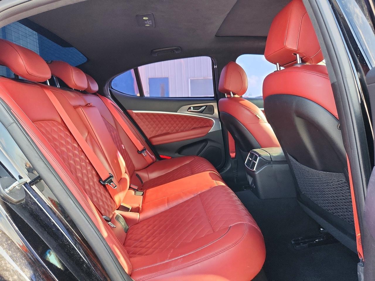 2024 GENESIS G70