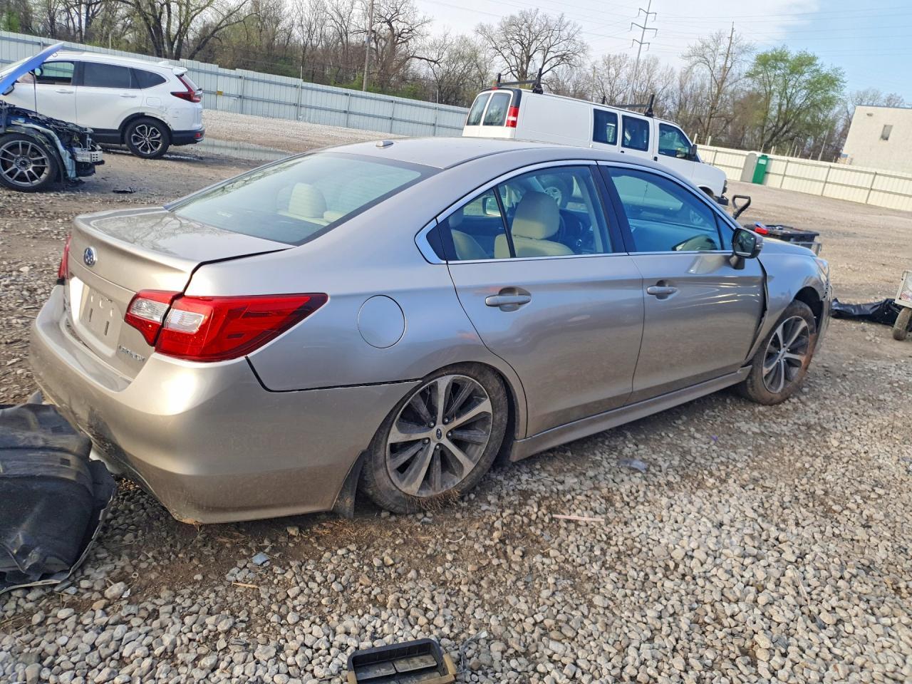 2015 SUBARU Legacy