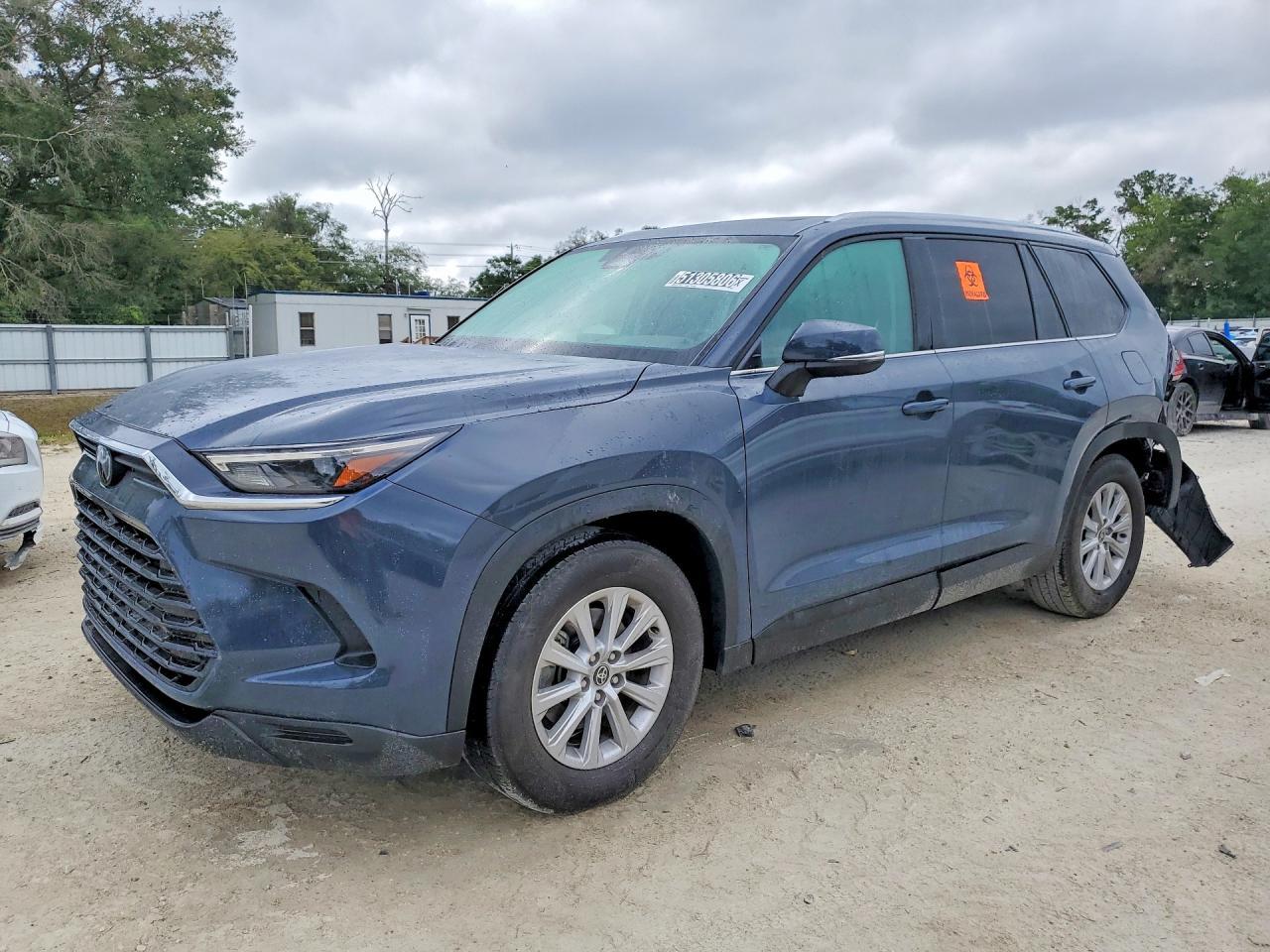 2025 TOYOTA HIGHLANDER