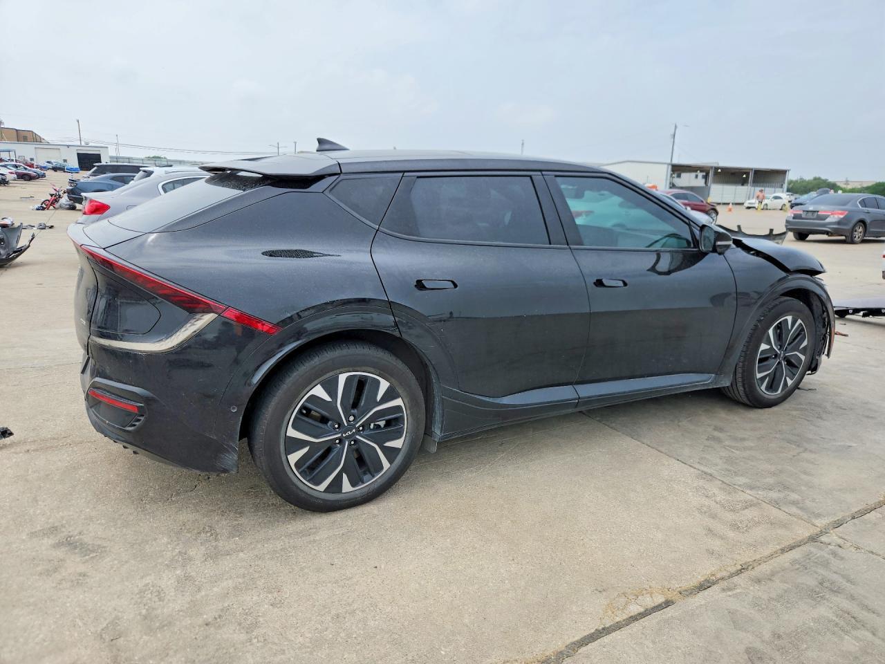 2024 KIA EV6