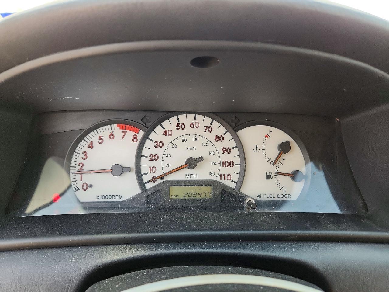 2004 TOYOTA COROLLA