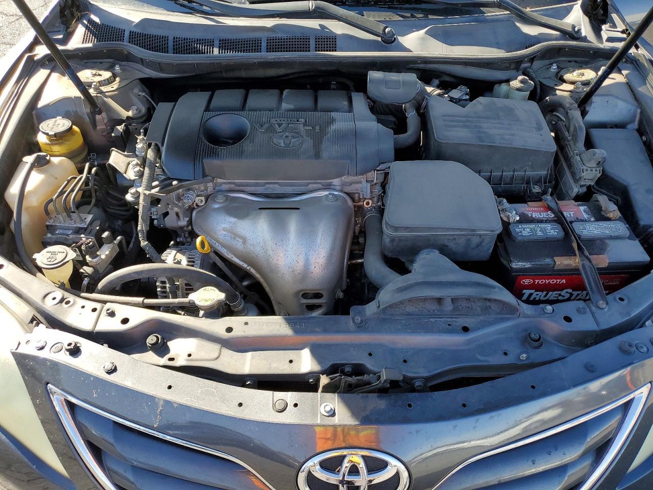 2011 TOYOTA CAMRY