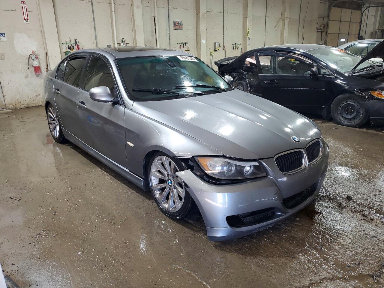 2011 BMW 3 SERIES
