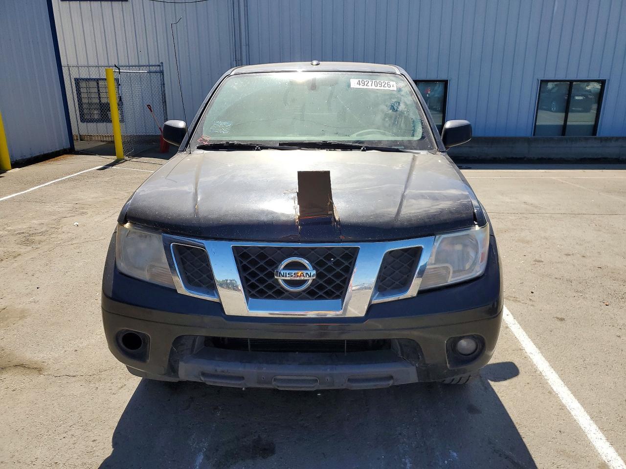 2017 NISSAN Frontier