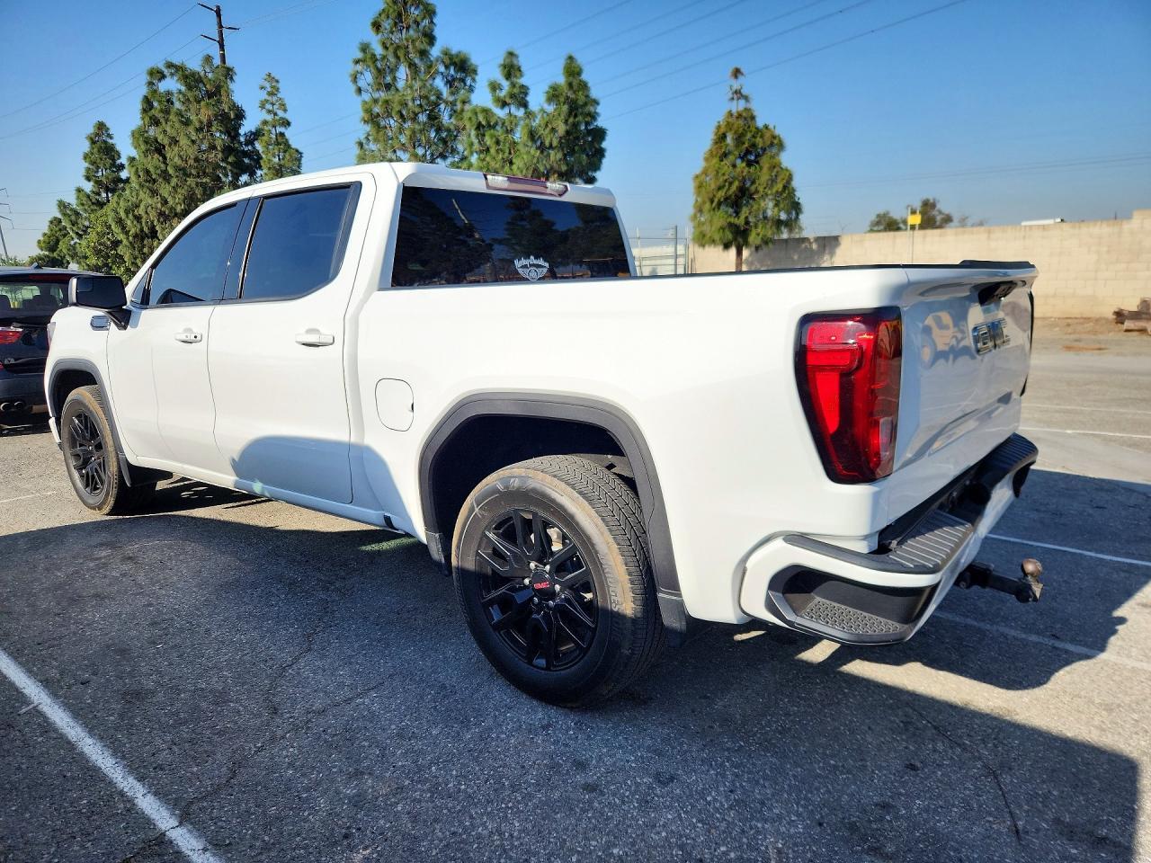 2024 GMC Sierra