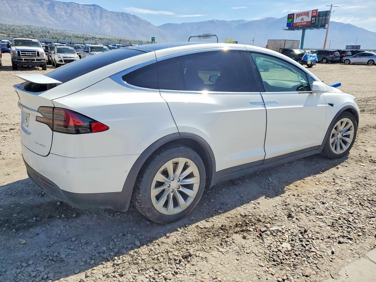 2019 TESLA MODEL X