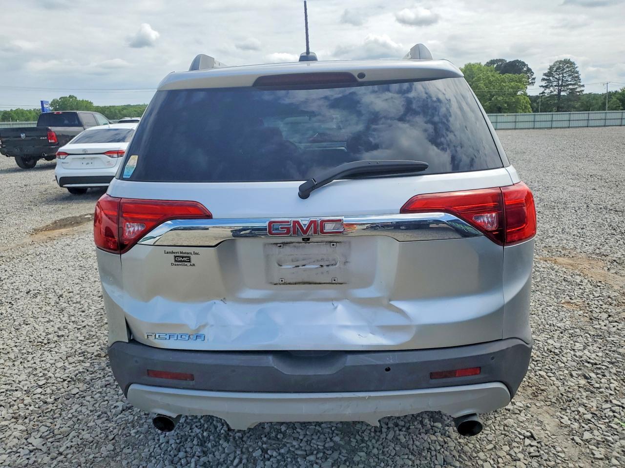 2018 GMC ACADIA