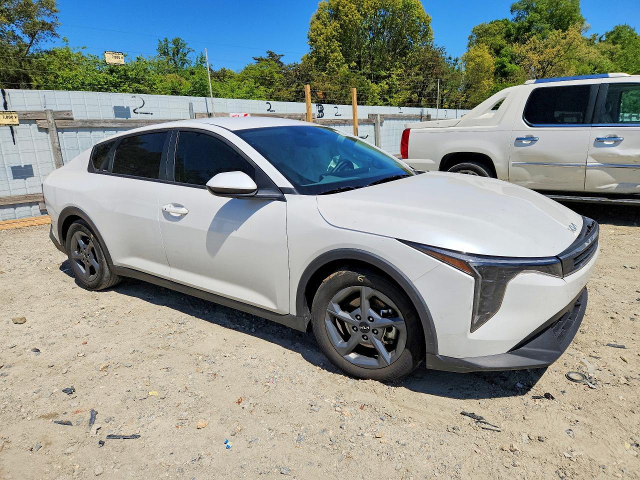 2025 KIA K4