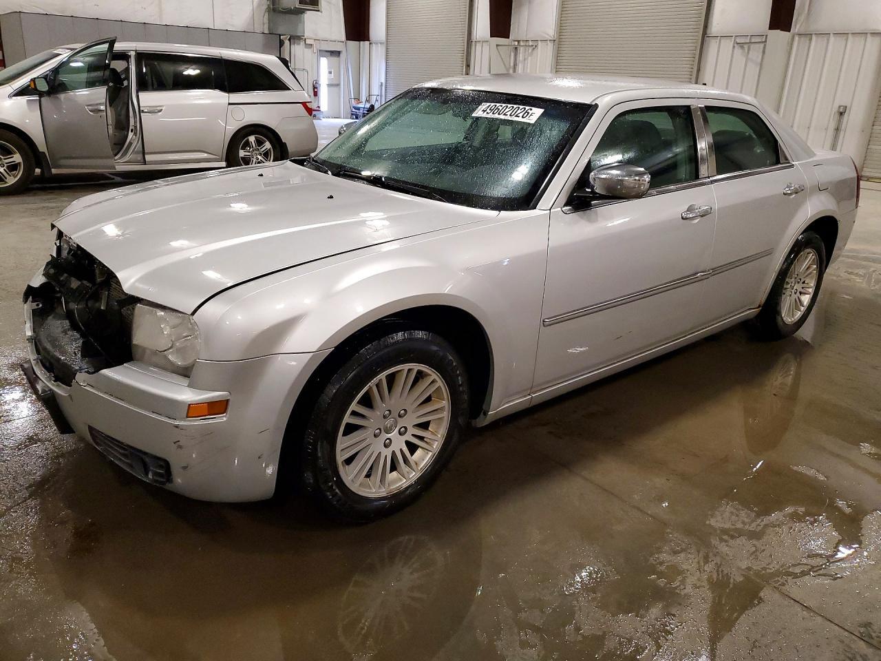 2010 CHRYSLER 300