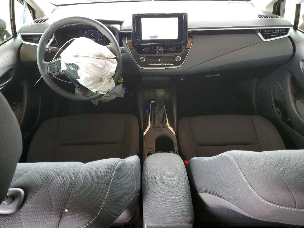 2026 TOYOTA COROLLA