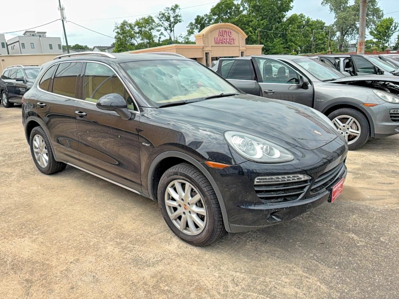 2013 PORSCHE CAYENNE
