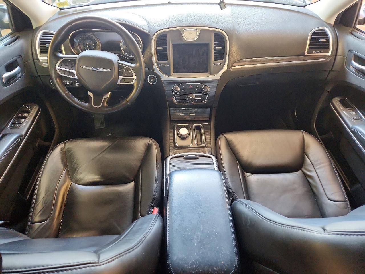 2021 CHRYSLER 300