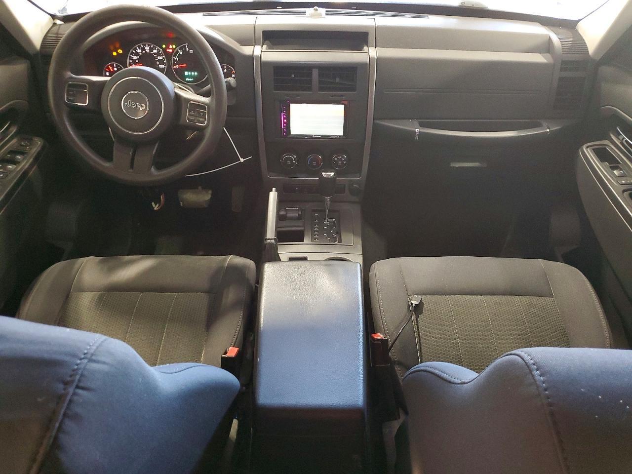 2011 JEEP Liberty