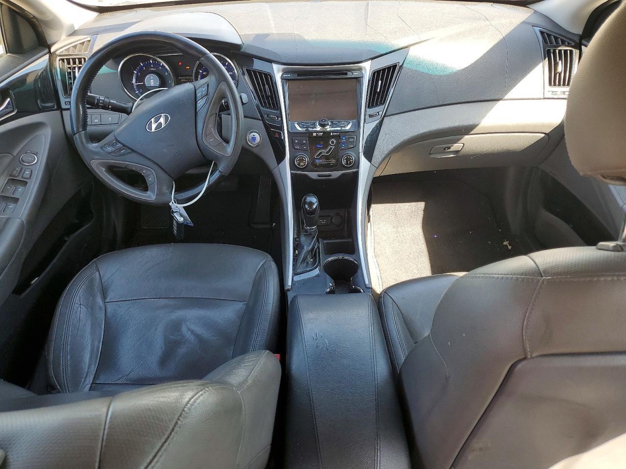2012 HYUNDAI SONATA